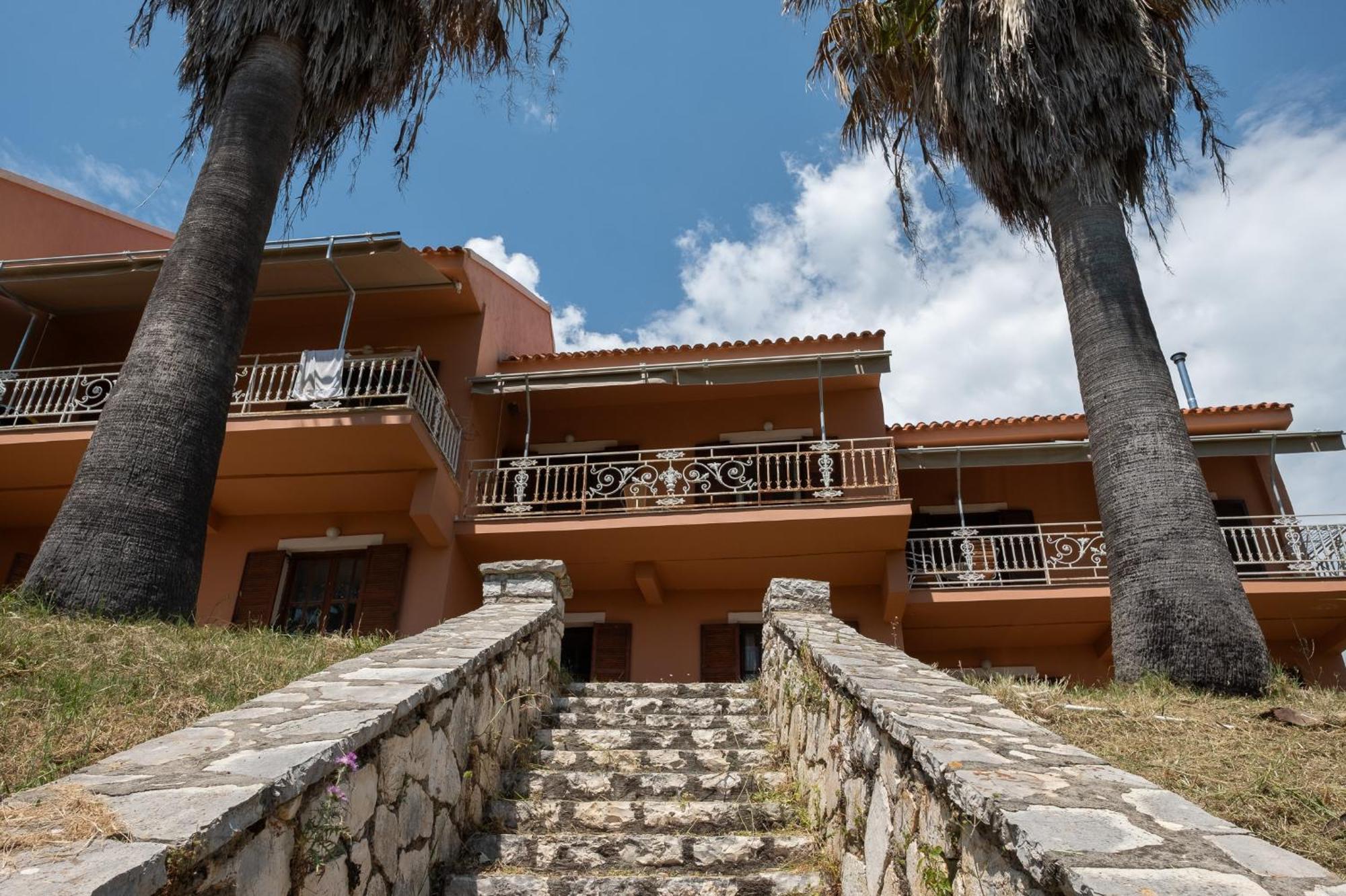 Kokkini Peach Budget Kokkínion Exterior foto