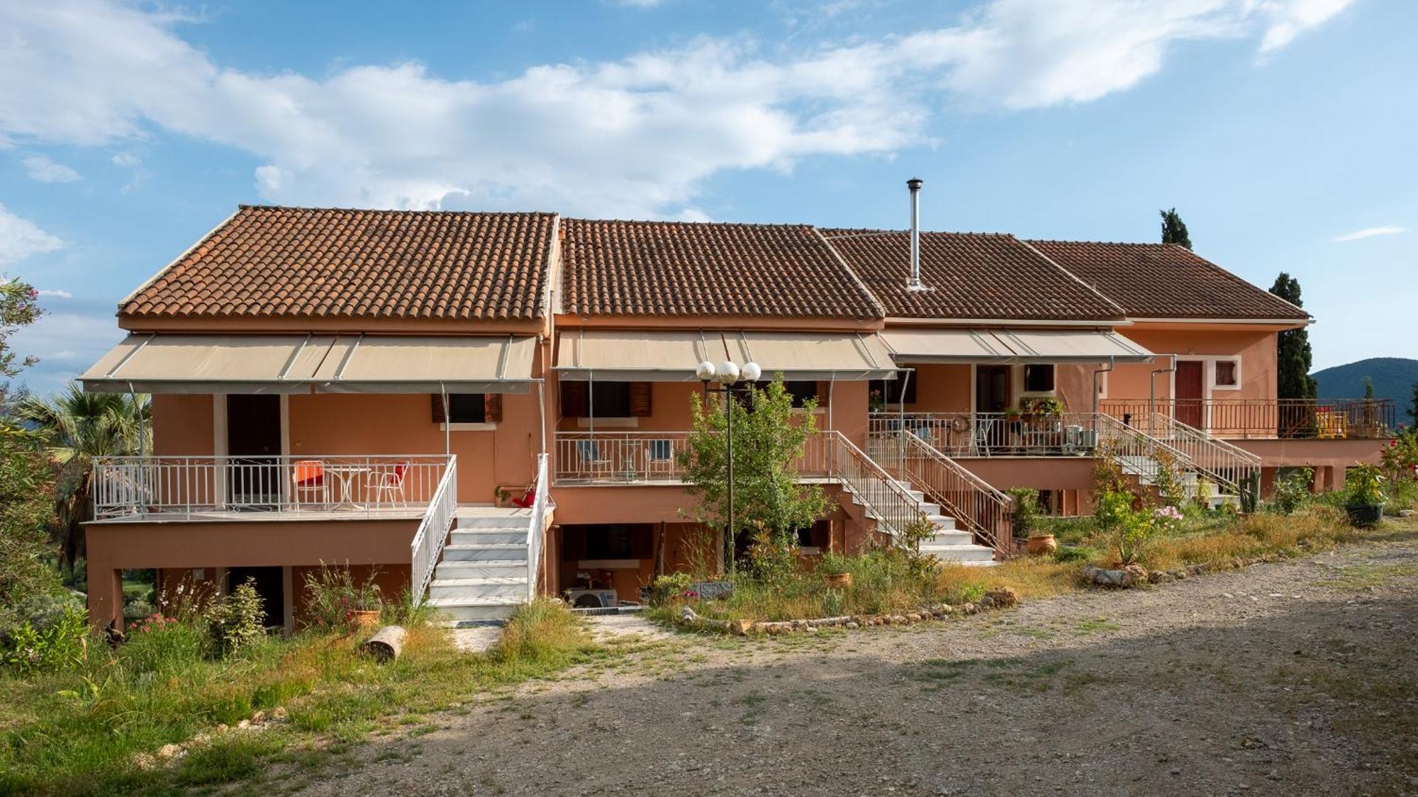Kokkini Peach Budget Kokkínion Exterior foto